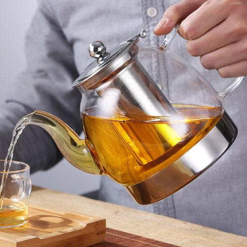 浮夸吃瓜听茶壶,揭秘娱乐圈的喧嚣与宁静