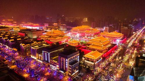 不夜城,繁华背后的都市夜生活画卷